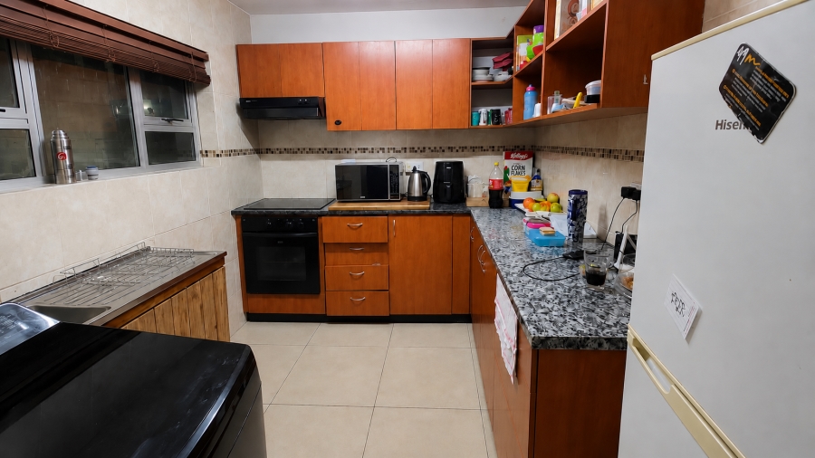 To Let 3 Bedroom Property for Rent in Westridge Western Cape